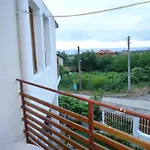 Guest house Petrovi *