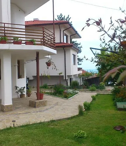 Guest house Petrovi *